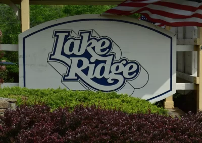 lake ridge sign