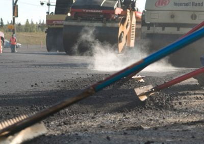 Large asphalt rollers